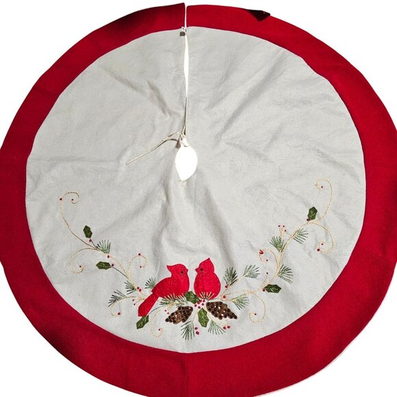 Red cardinal cottagecore Christmas felt 48" embroidered felt red and white tree - Picture 1 of 11